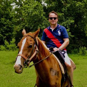 Meet your Posher, George